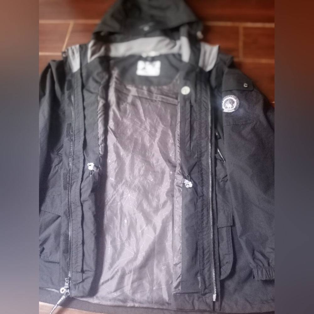 Camel Crown black waterproof jacket with detachable hood size XXXL
